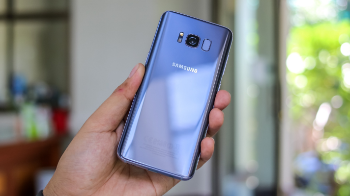 Should You Buy a Samsung Galaxy S Phone